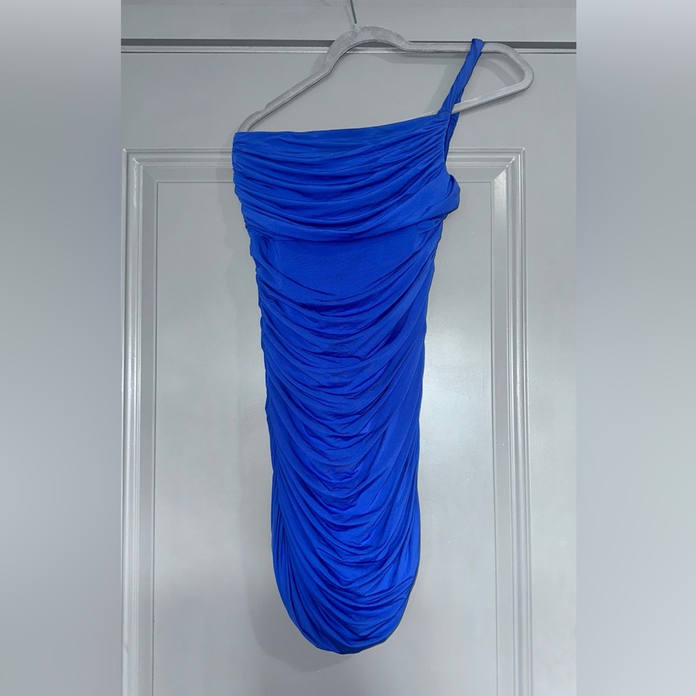 BCBG Elegant Periwinkle Ruched party/ cocktail Dress- Small